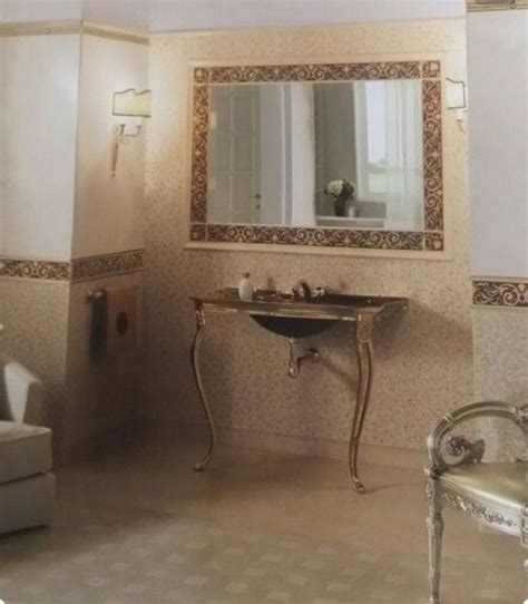 mosaico bagno versace